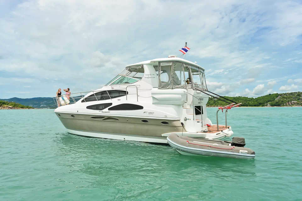 Rent a motor yacht Casablanca on Koh Samui image 4