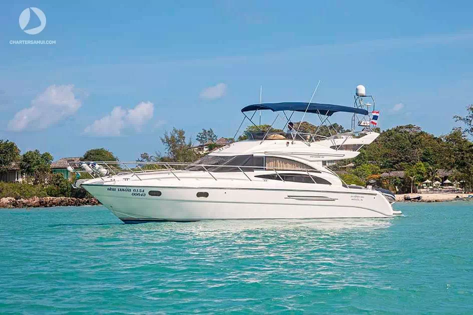 Rent a motor yacht Princess 42 on Koh Samui image 2