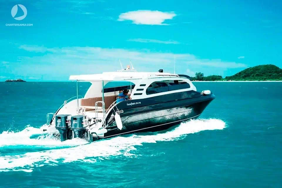 Rent a speed boat Sealux 40 on Koh Samui image 2