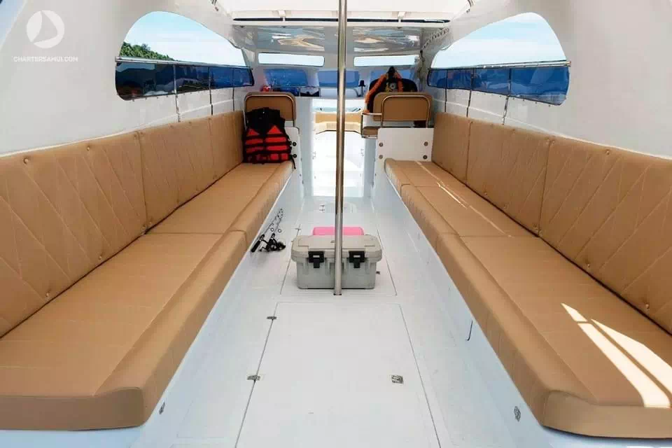 Rent a speed boat Sealux 40 on Koh Samui image 3