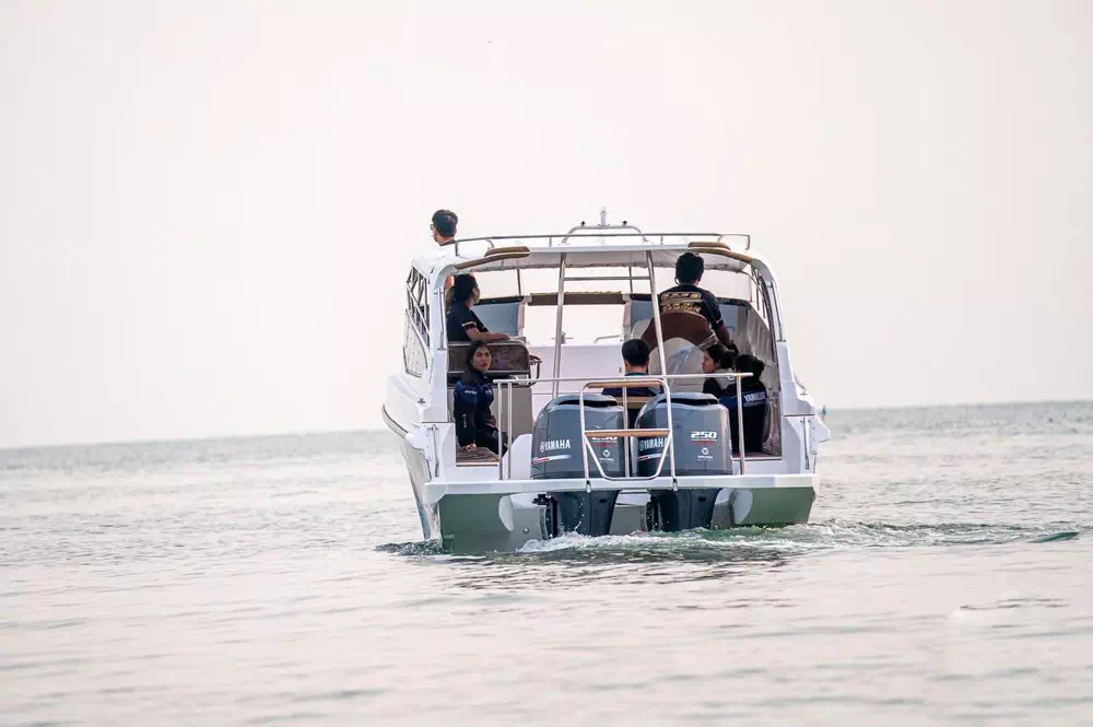 Rent a speed boat Srithong on Koh Samui image 11