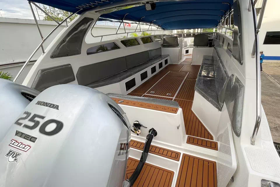Rent a speed boat Anda on Koh Samui image 3